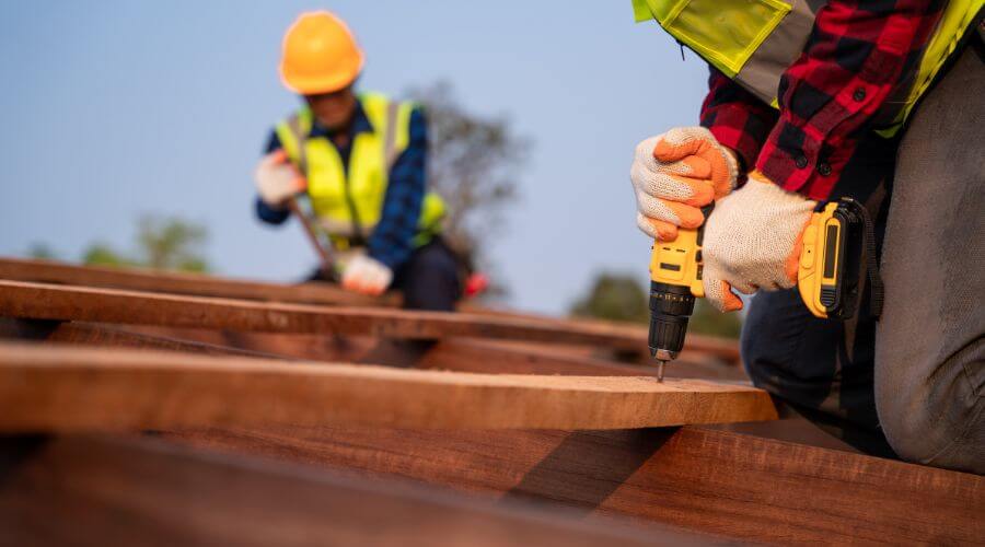 Professional New roof installation in South Gate, CA